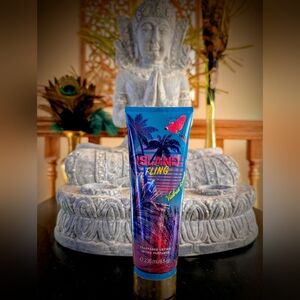 Victoria's Secret Island Fling Fragrance Lotion